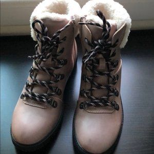 NEW Steve Madden Faux Shearling High top booties